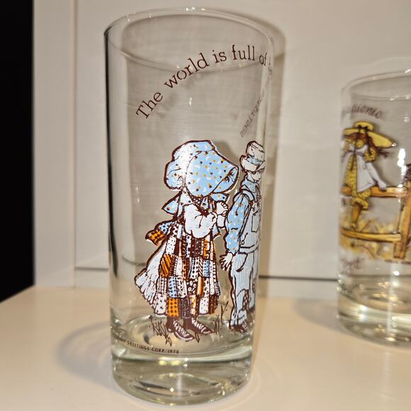 2 Holly Hobbie Vintage drinking tall juice glasses - Picture 5 of 9